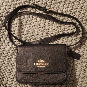 Coach mini brynn crossbody
